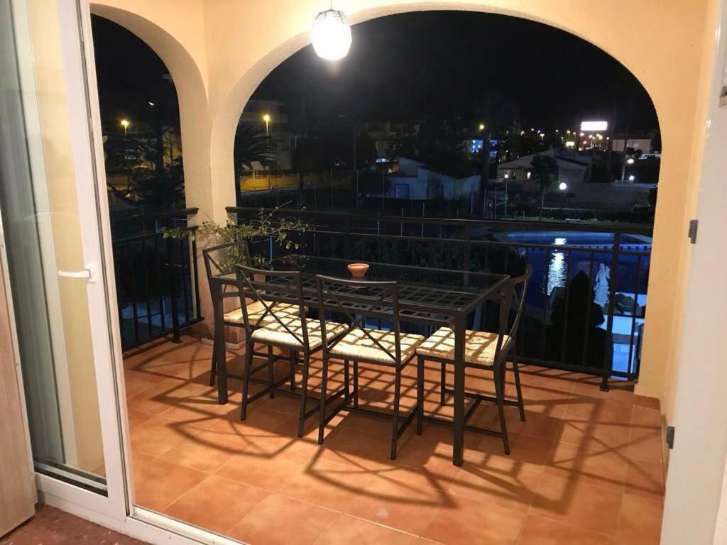 Golden Park Apartment Denia Bagian luar foto